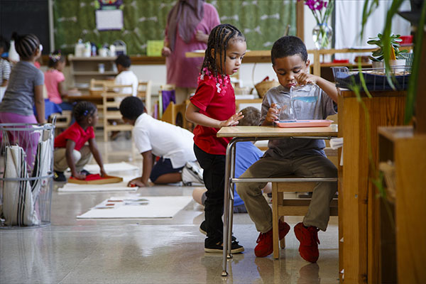 06 preschool tech macdowell montessori horiz article thumb 600x400 37727